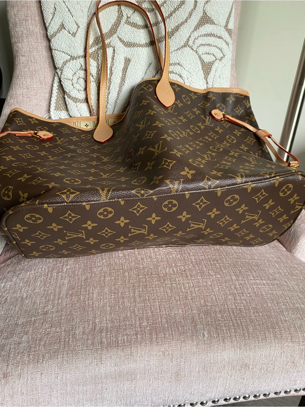 SHOULDER BAG - Picture 12 of 16